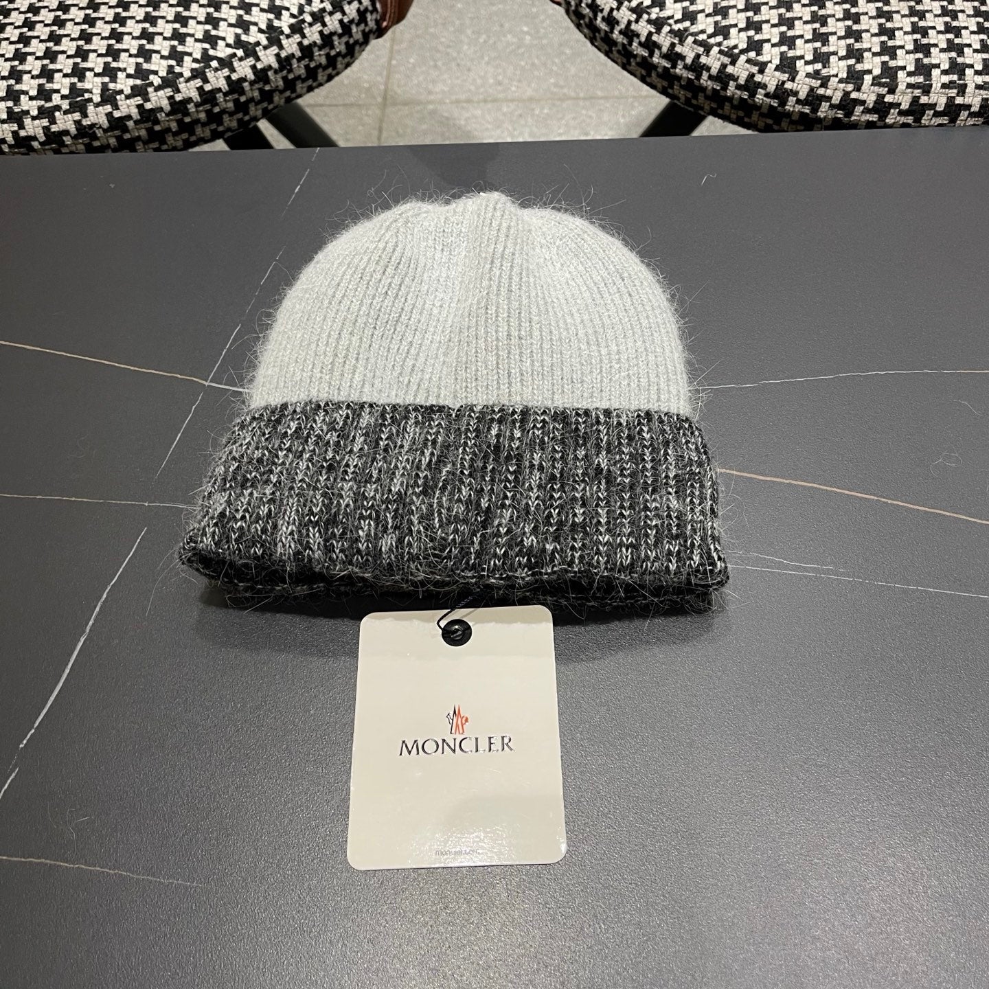 Moncler Korean Style Fleece-Lined Melange Grey Knitted Beanie 980074