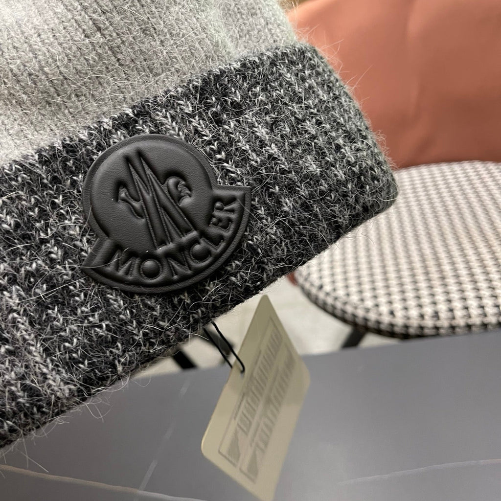 Moncler Korean Style Fleece-Lined Melange Grey Knitted Beanie 980074
