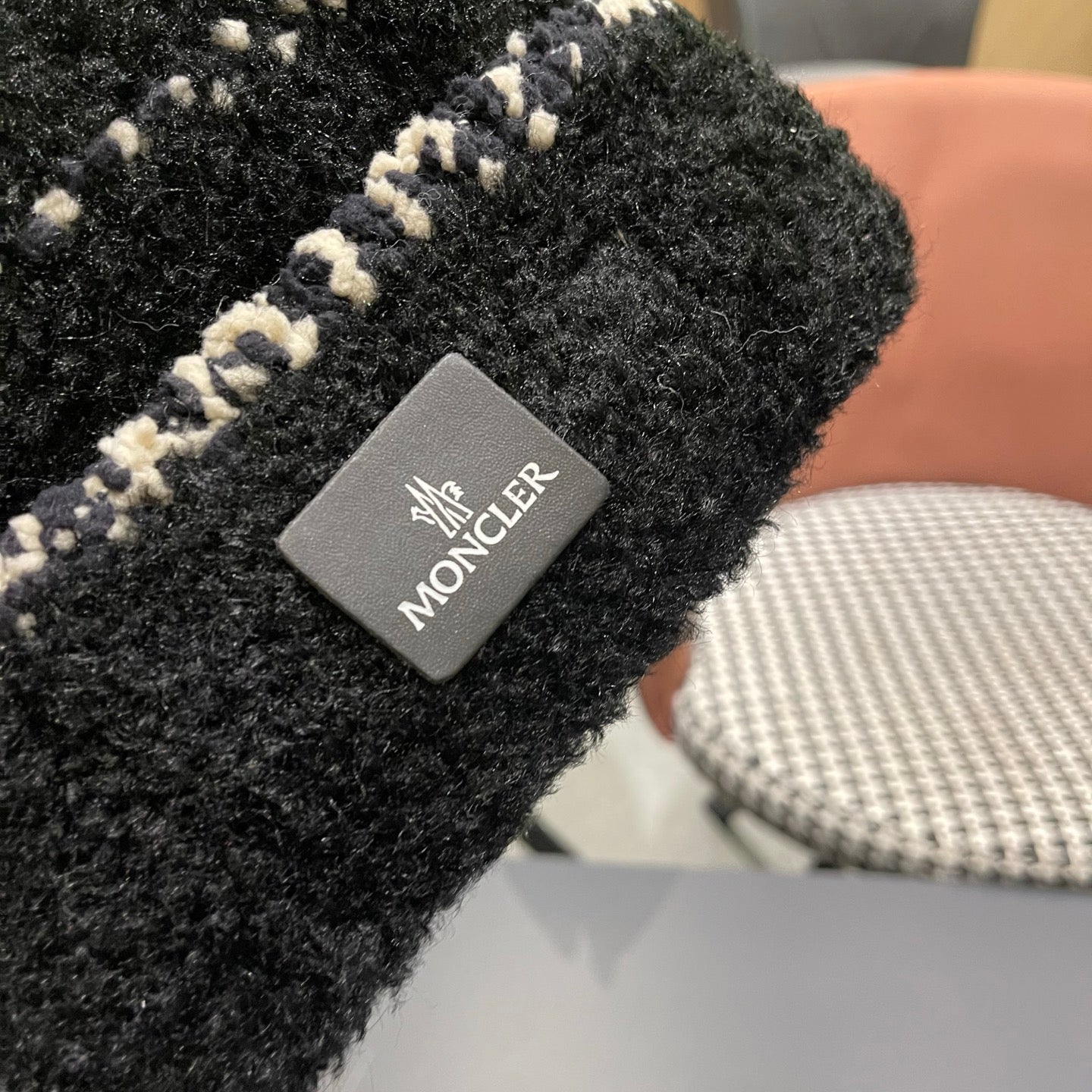 Moncler Cute Bear Fleece-Lined Warm Knitted Black Hat 980003