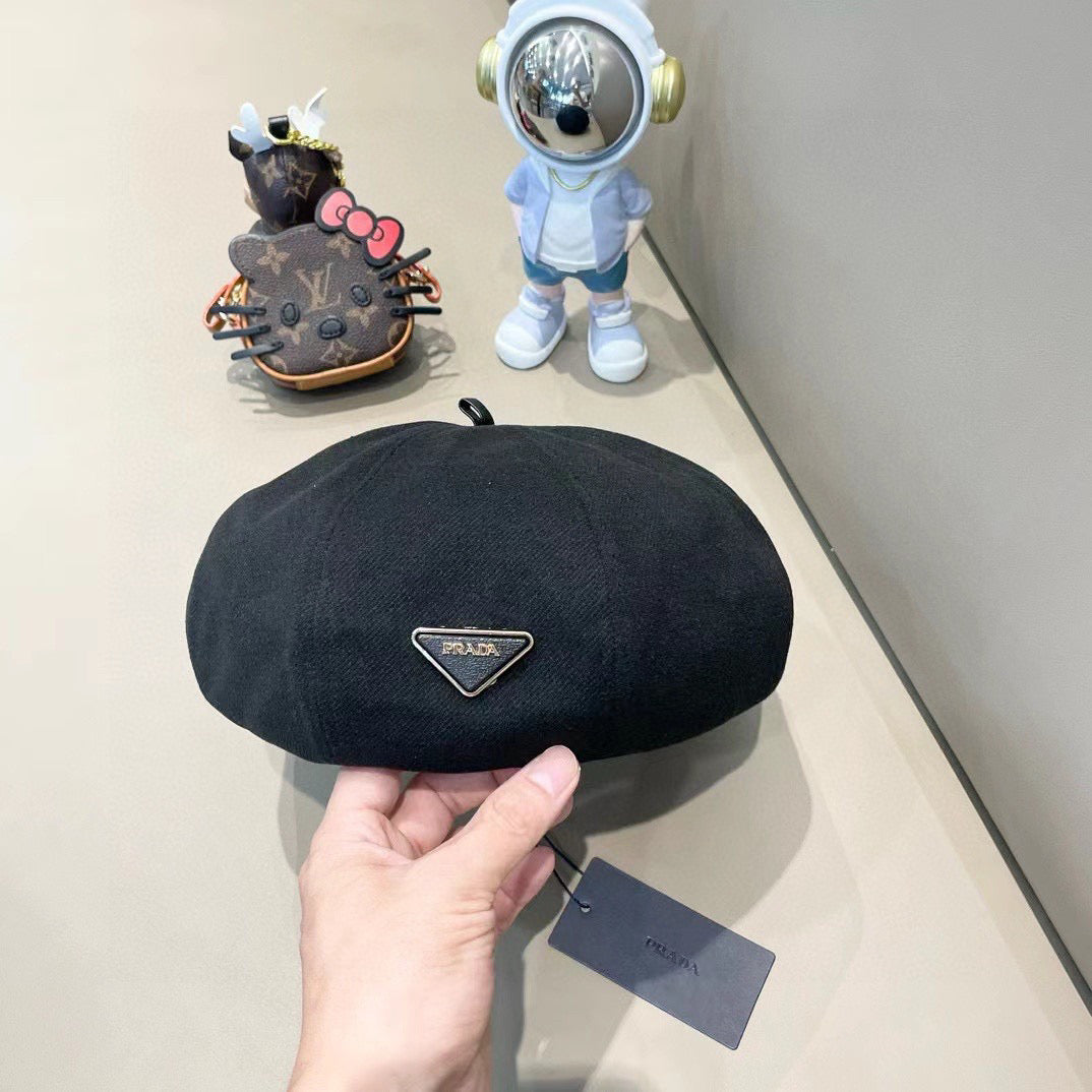 Prada Beret Pumpkin Style Women's Black in Canvas 125791