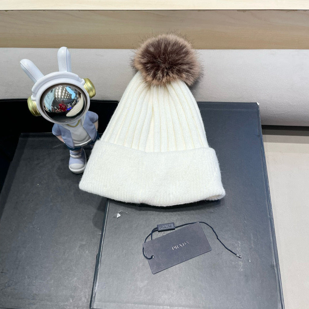 Prada Fleece-Lined Thick Real Fox Fur Pom-Pom Knitted White Hat 125677