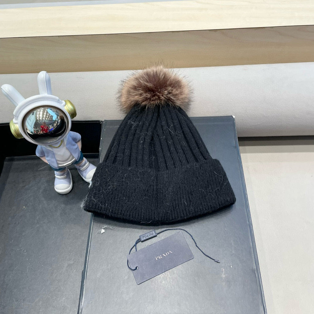 Prada Fleece-Lined Thick Real Fox Fur Pom-Pom Knitted Black Hat 125676