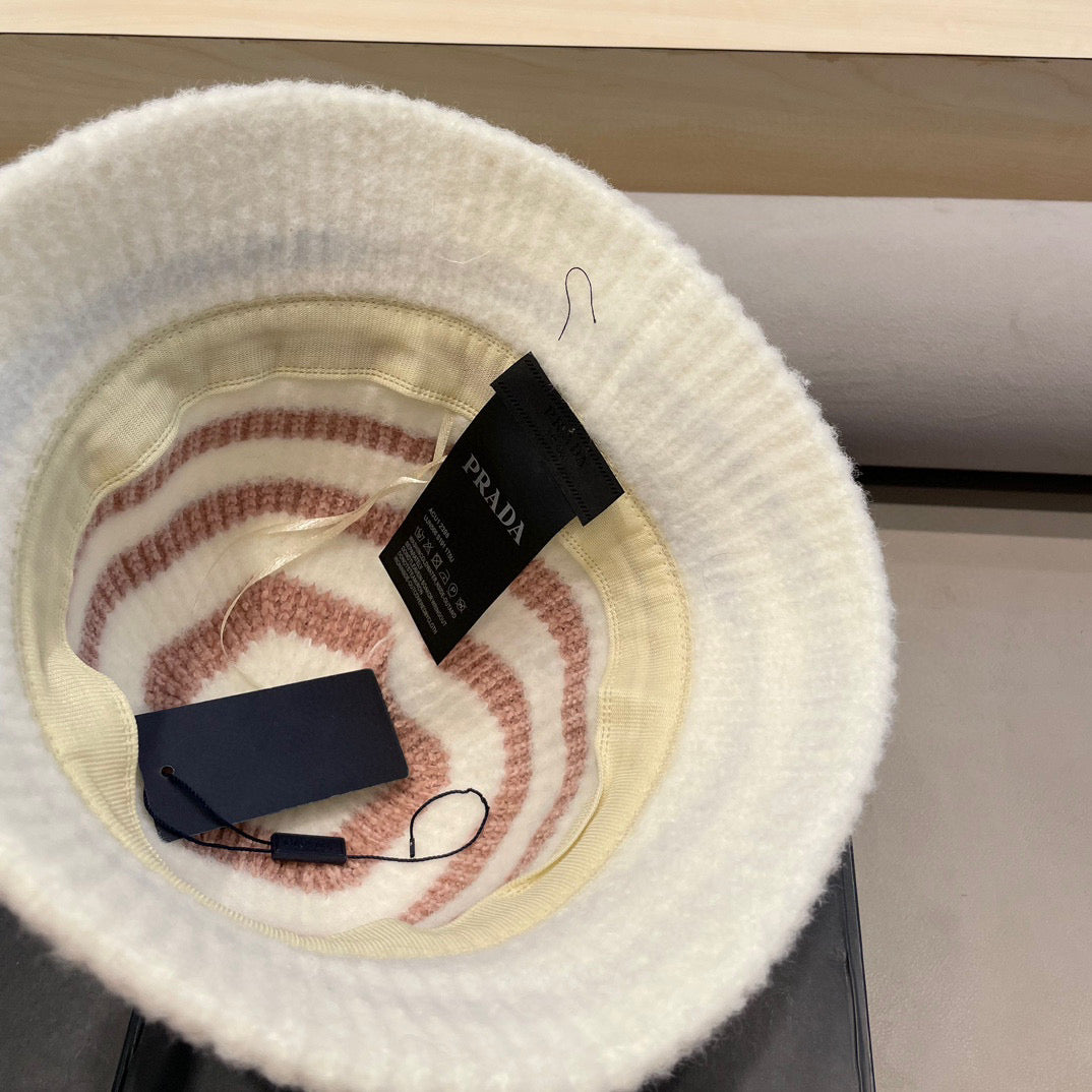 Prada Plush Bucket Hat Pink Knitted Woolen Fabric 125671