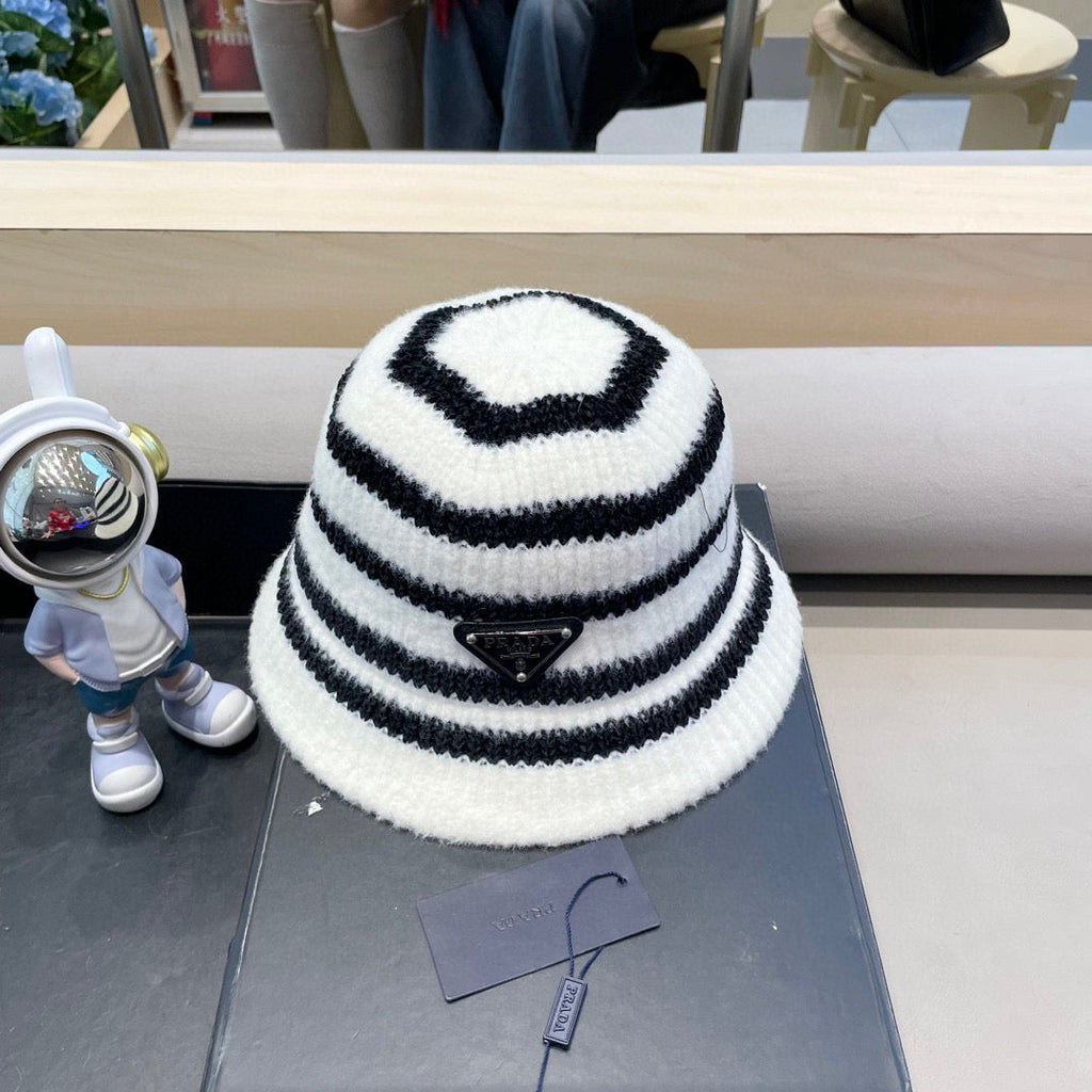 Prada Plush Bucket Hat Black Knitted Woolen Fabric 125668