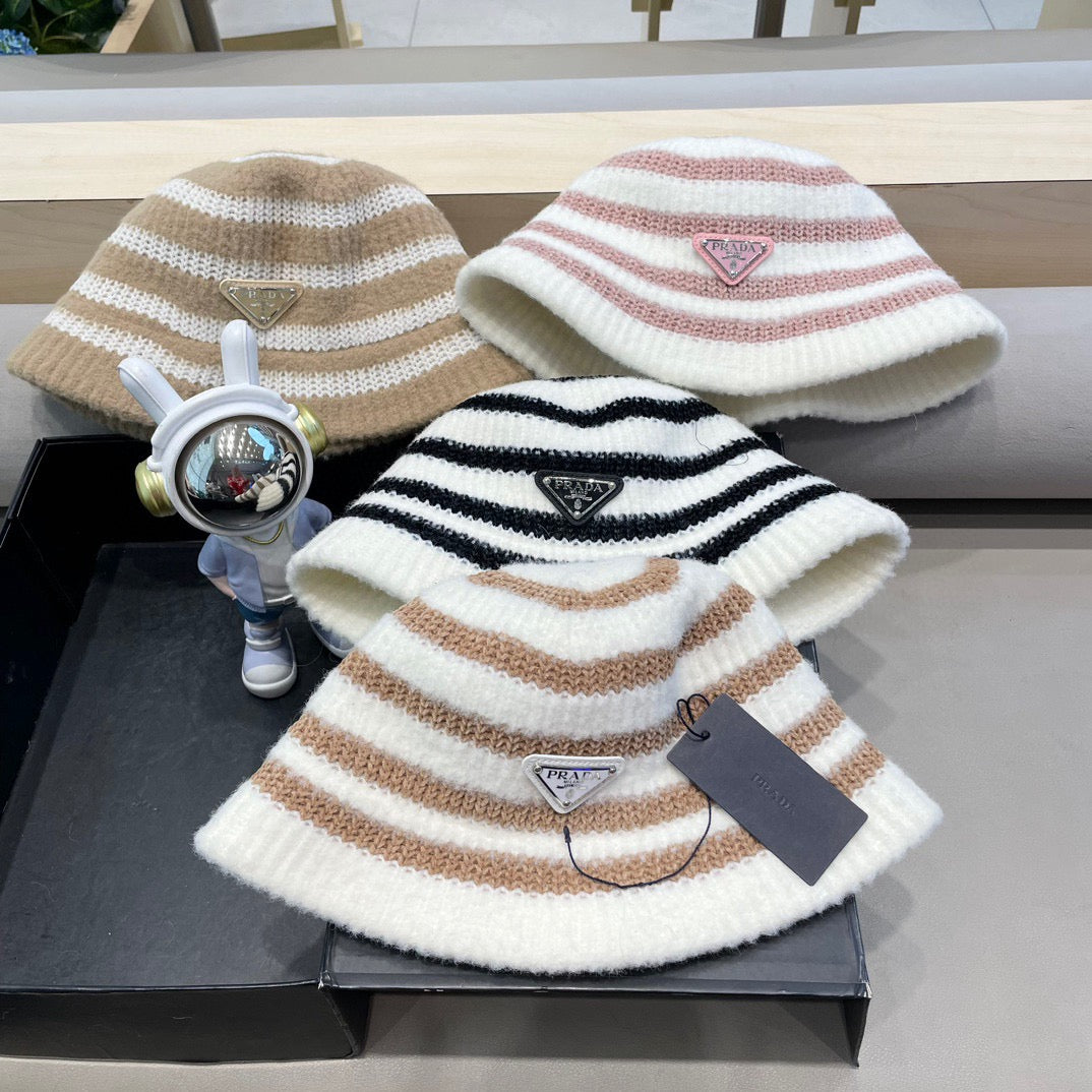 Prada Plush Bucket Hat Black Knitted Woolen Fabric 125668