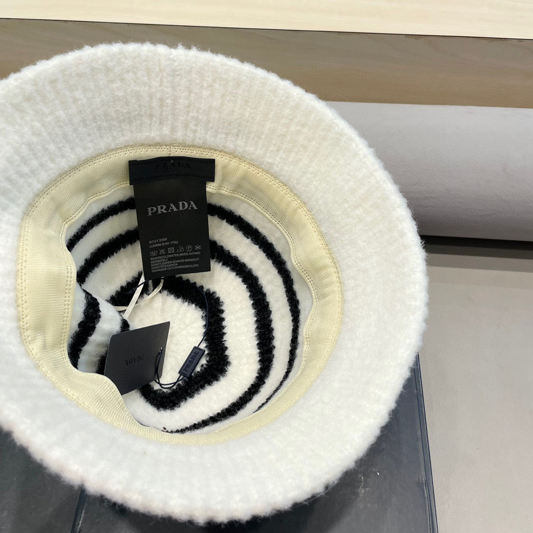 Prada Plush Bucket Hat Black Knitted Woolen Fabric 125668