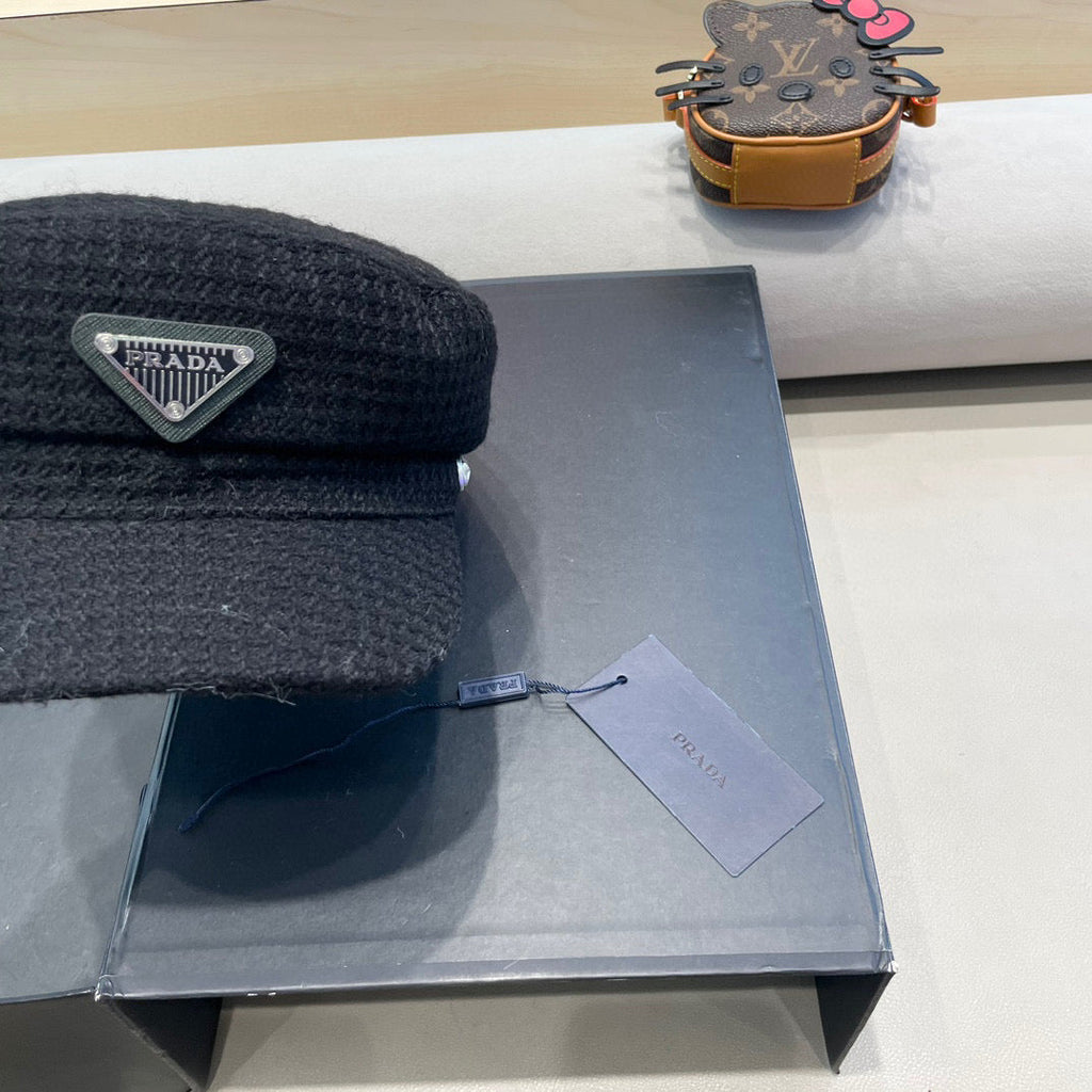 Prada Elegant Hat Black Knitted Woolen Fabric 125659