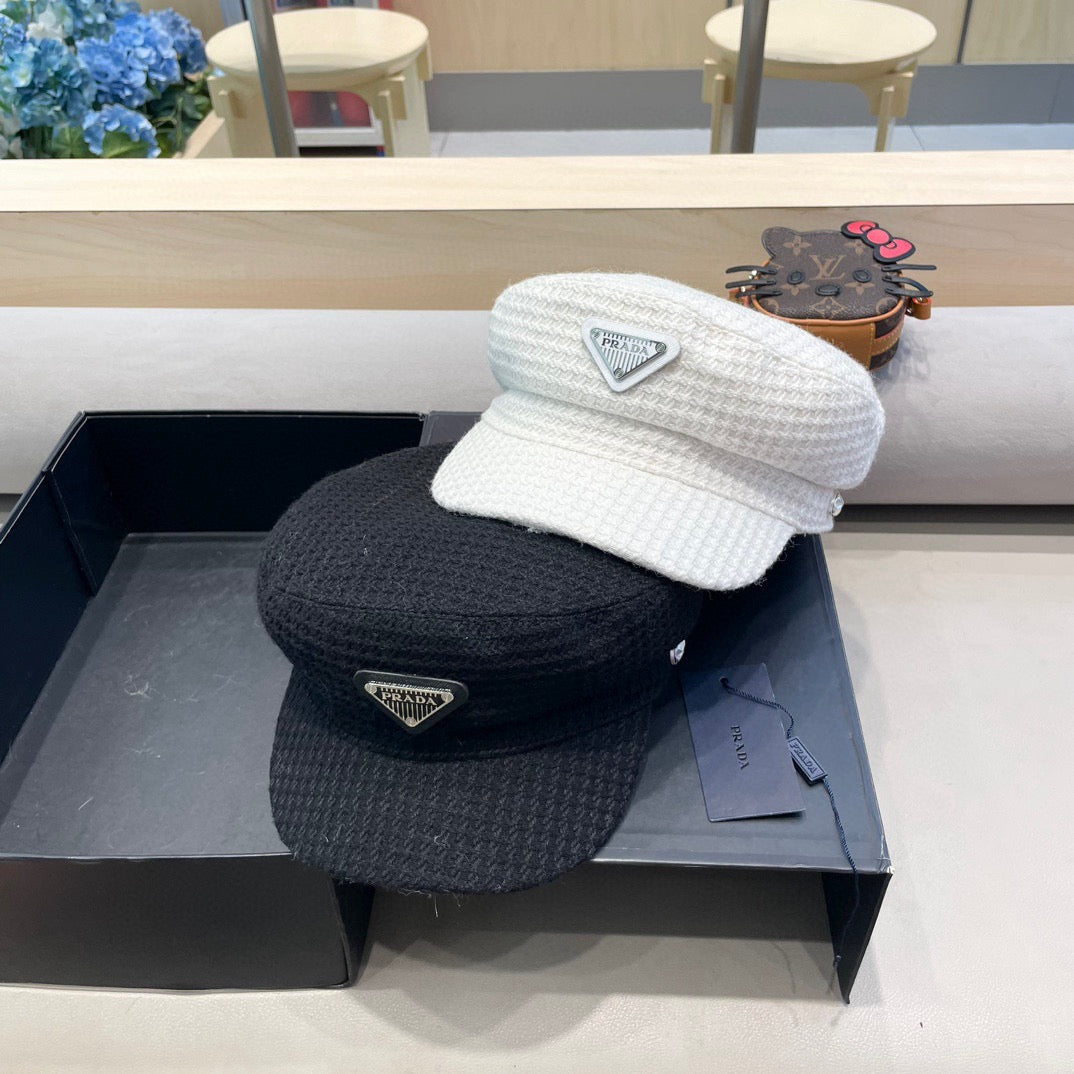Prada Elegant Hat White Knitted Woolen Fabric 125658