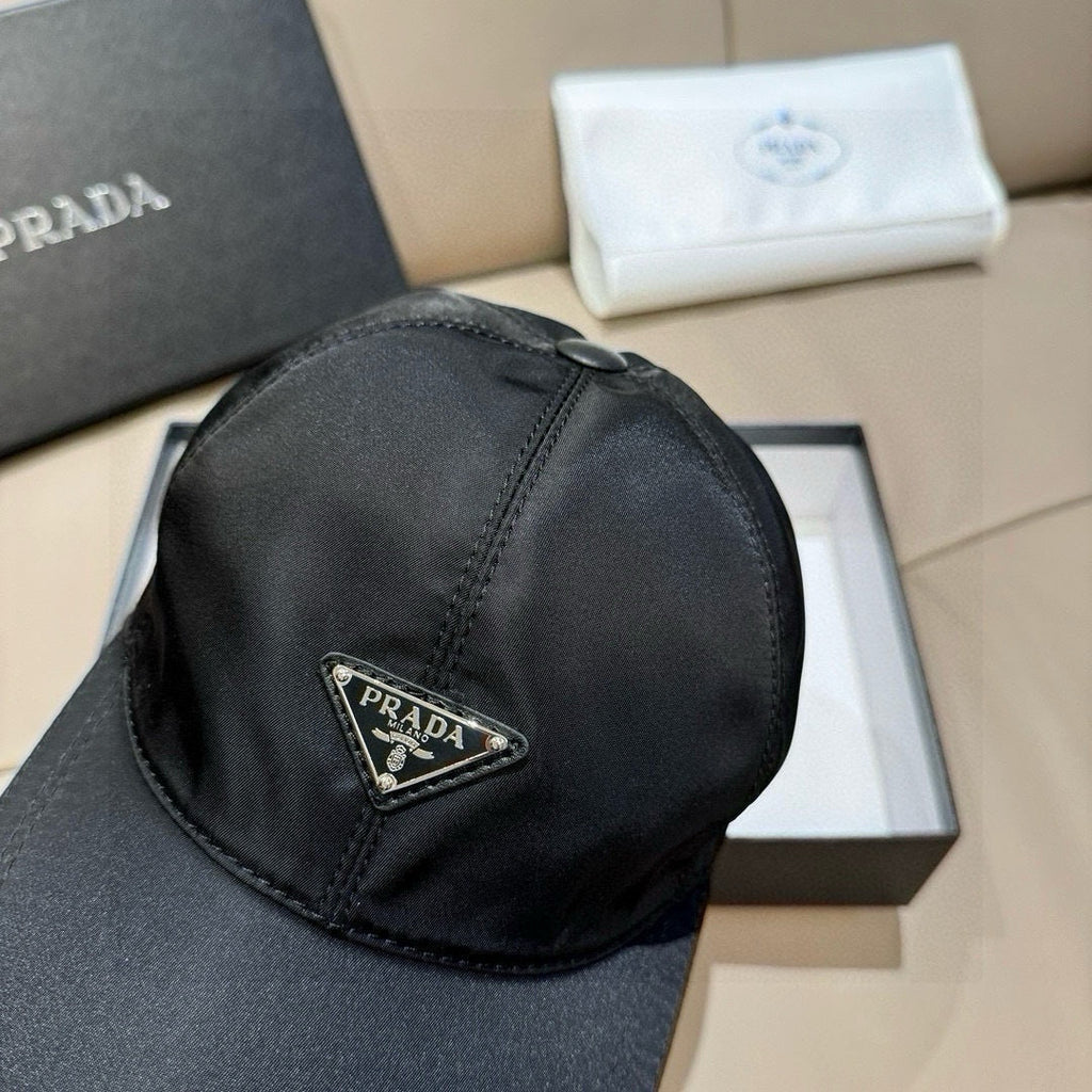 Prada Classic Baseball Cap Black in Oxford 125614