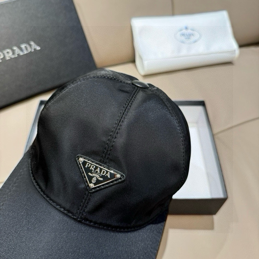 Prada Classic Baseball Cap Black in Oxford 125614