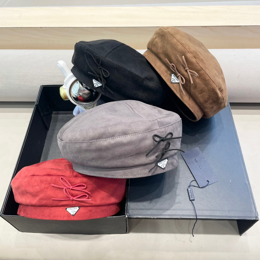 Prada 25 Women's Beret Red in Cloth 123103