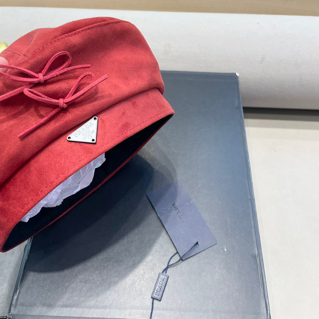 Prada 25 Women's Beret Red in Cloth 123103