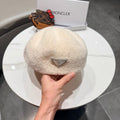 Prada 25 Iceland Beret White in Cashmere 125816