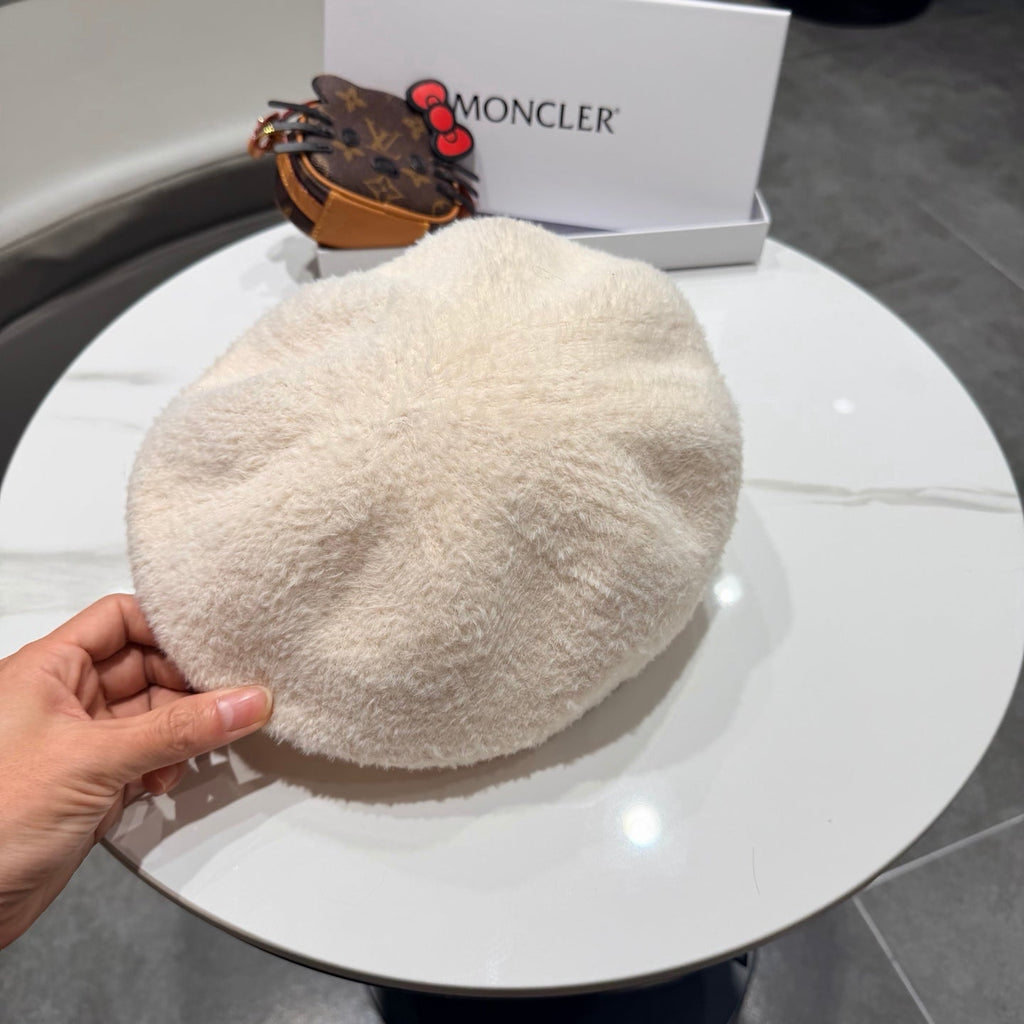 Prada 25 Iceland Beret White in Cashmere 125816