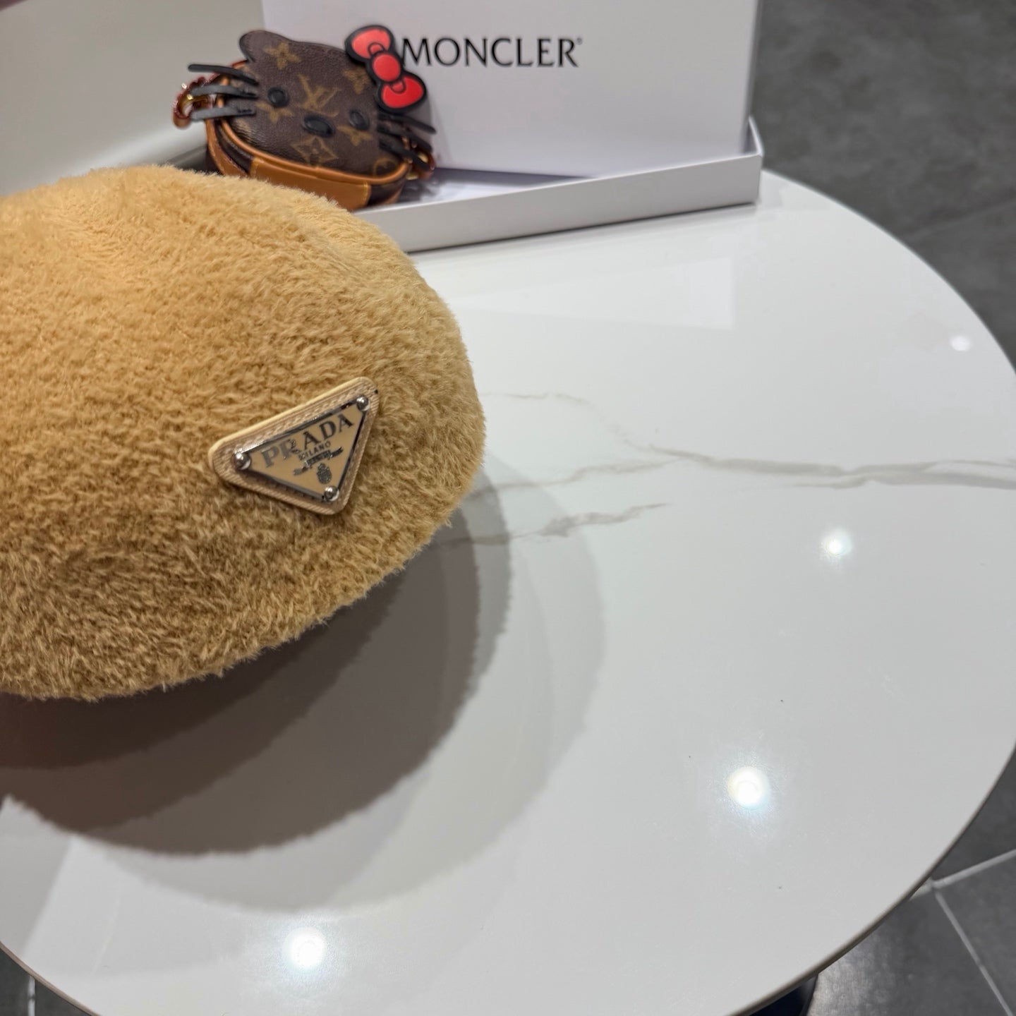 Prada 25 Iceland Beret Camel in Cashmere 125814