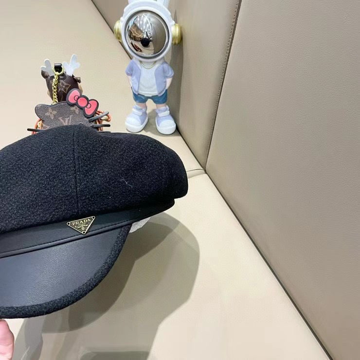 Prada Women's Beret Hat Black in Tweed 125768