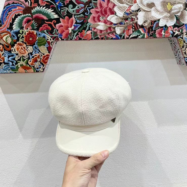 Prada Women's Beret Hat White in Tweed 125767