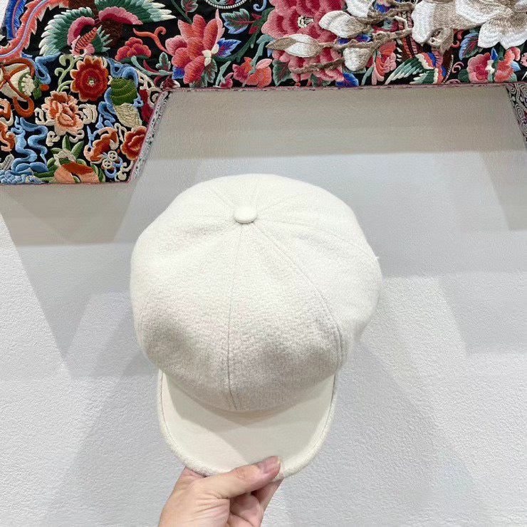 Prada Women's Beret Hat White in Tweed 125767