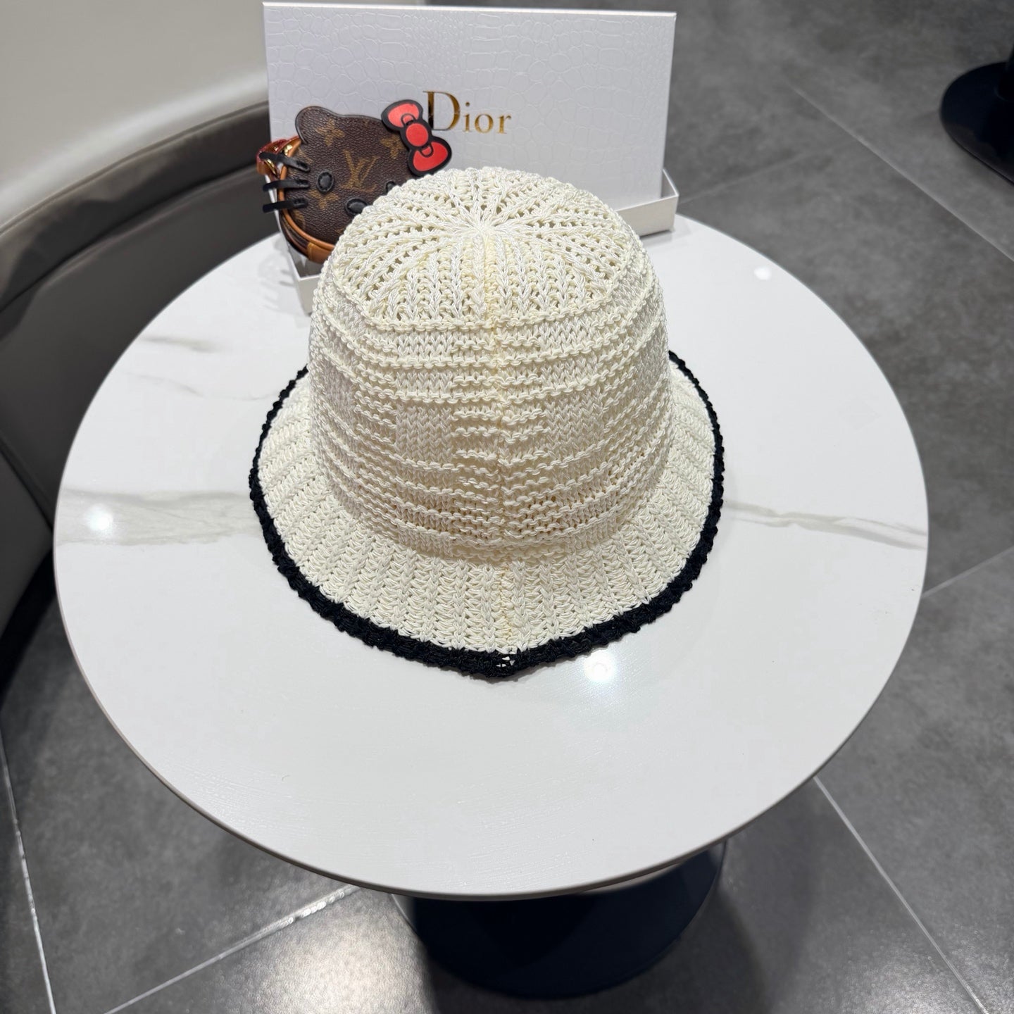 Dior Bucket Hat White in Mesh 192313