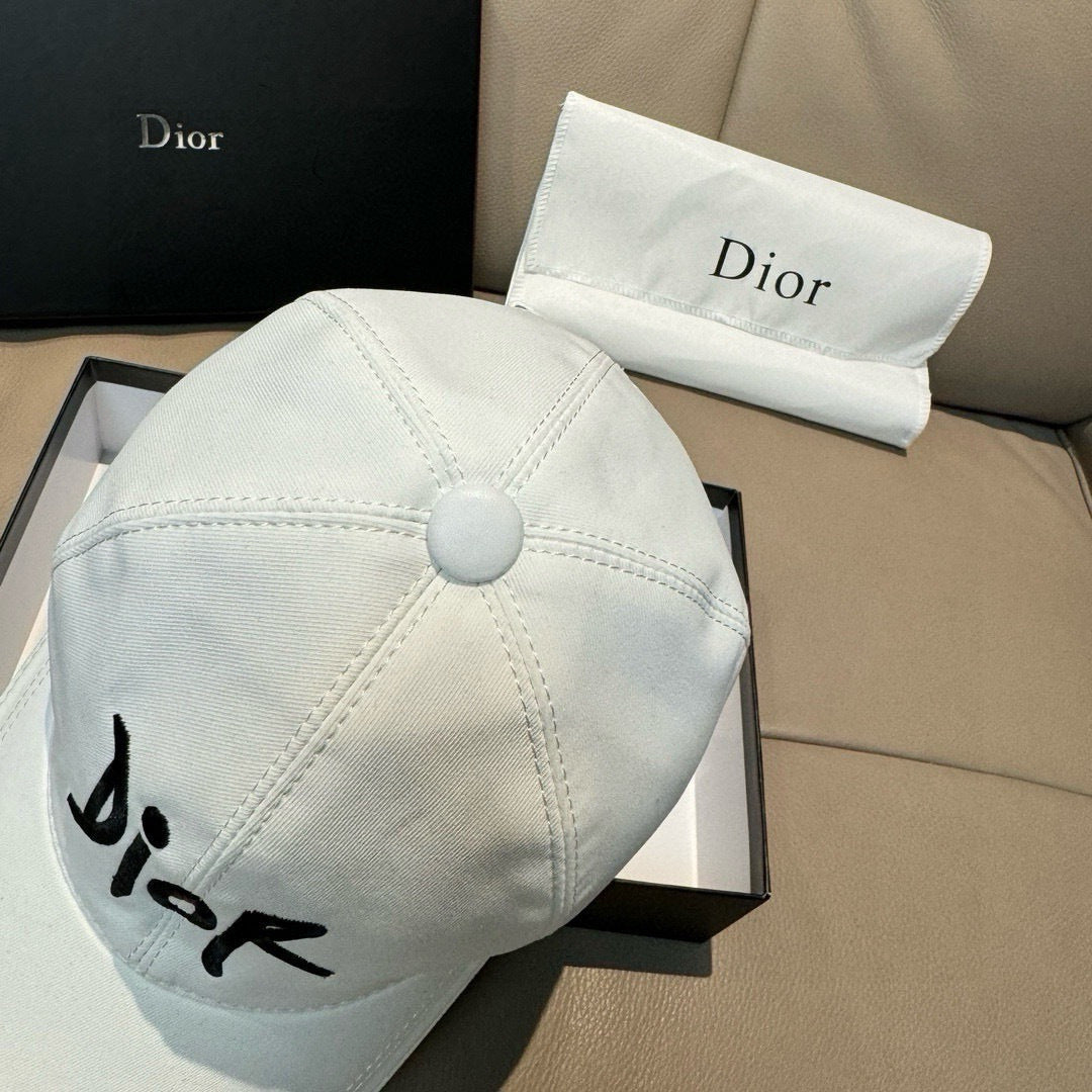 Dior Baseball Cap with Dior Embroidery White in Cotton 191930