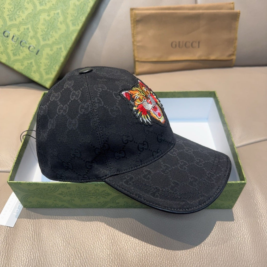 Gucci Baseball Cap with Tiger Print Black in Canvas 193858