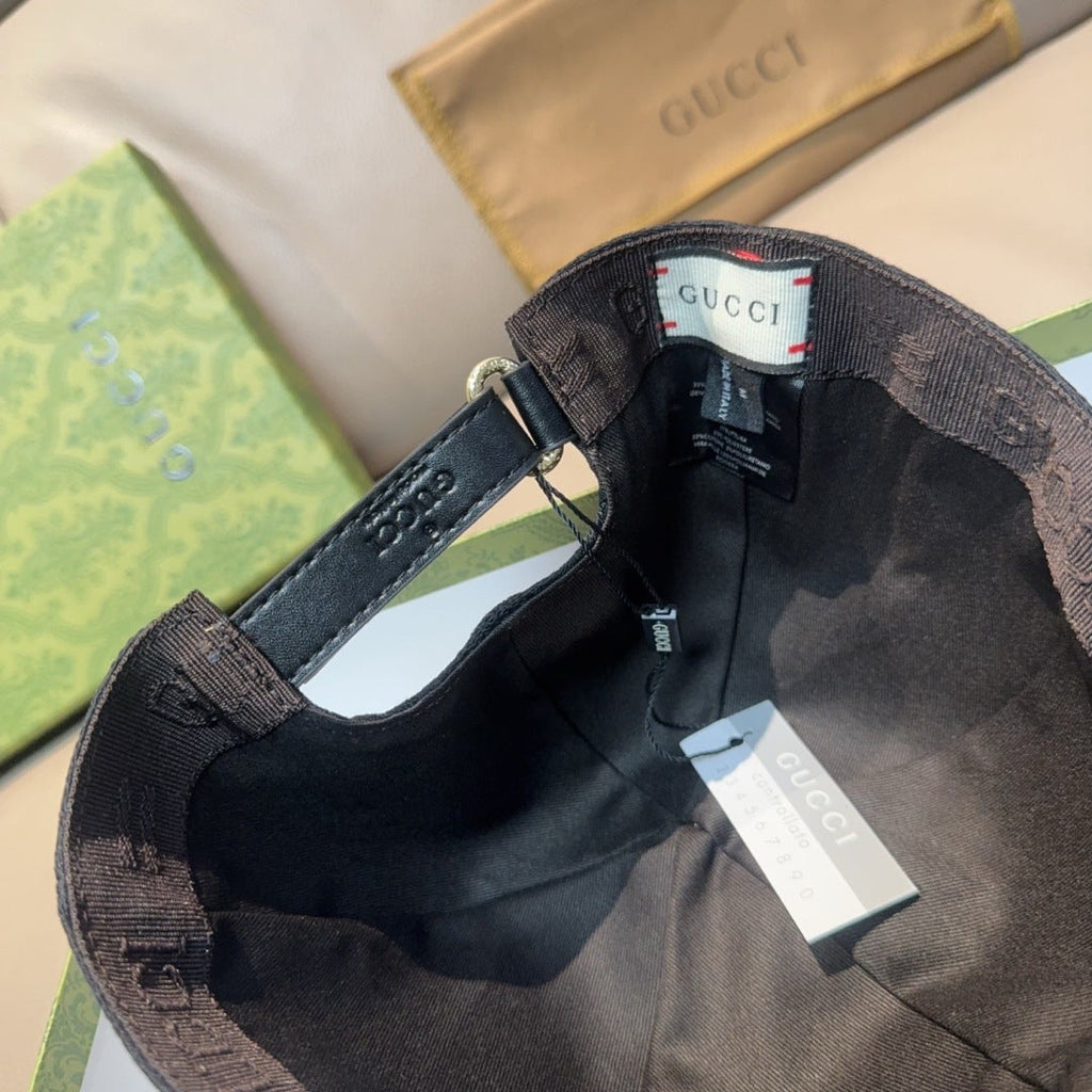 Gucci Baseball Cap with Tiger Print Black in Canvas 193858
