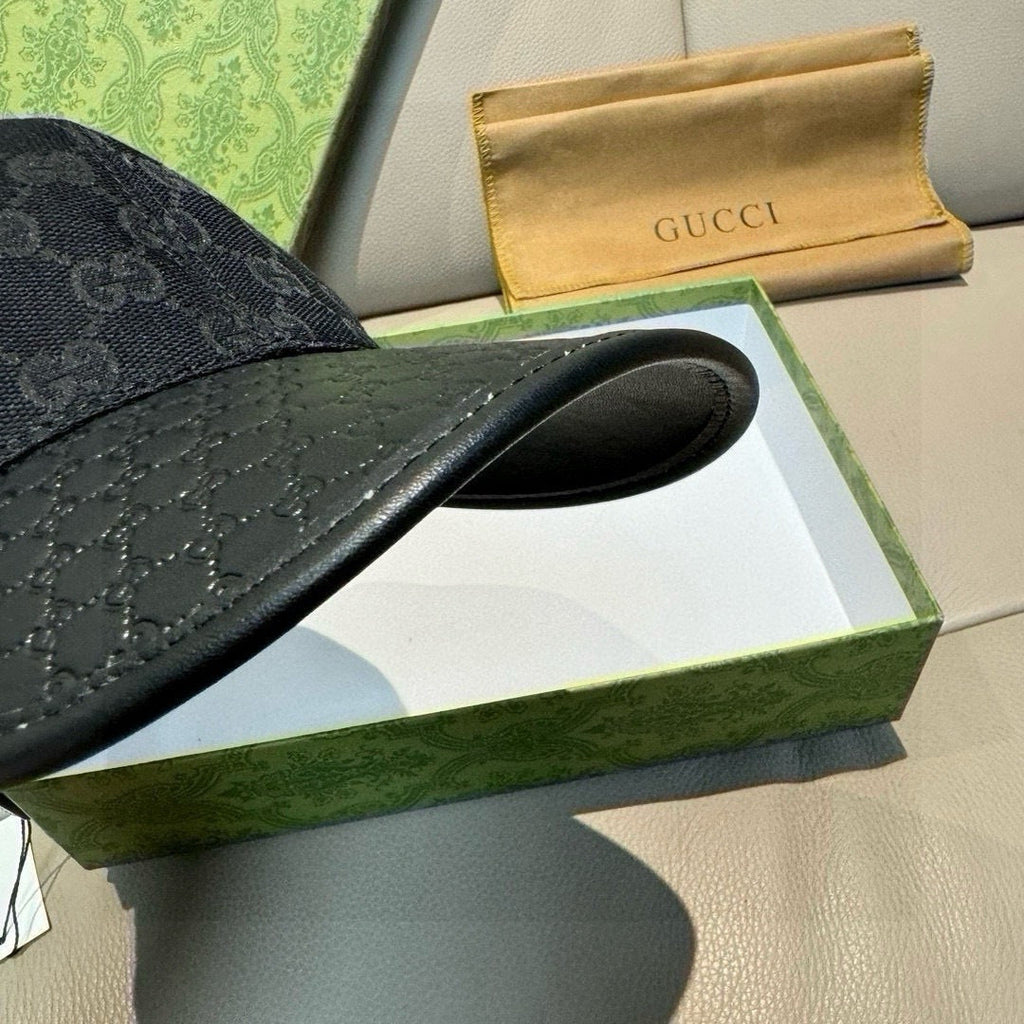Gucci Classic Baseball Cap Black in Canvas Cowhide 193830