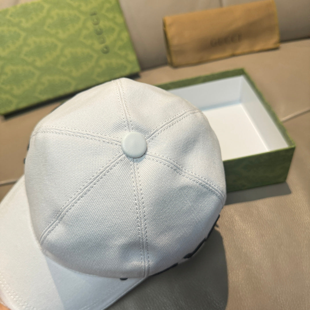 Gucci Baseball Cap White in Canvas 193827