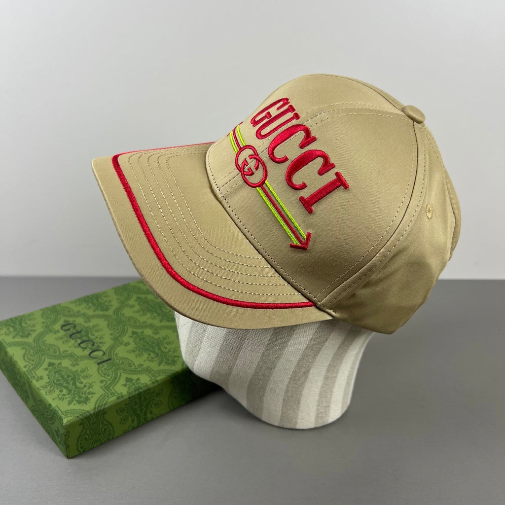 Gucci Baseball Cap Beige in Cloth 194177