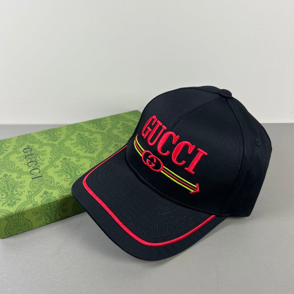 Gucci Baseball Cap Black in Cloth 194175