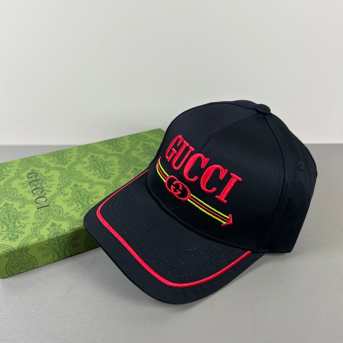 Gucci Baseball Cap Black in Cloth 194175