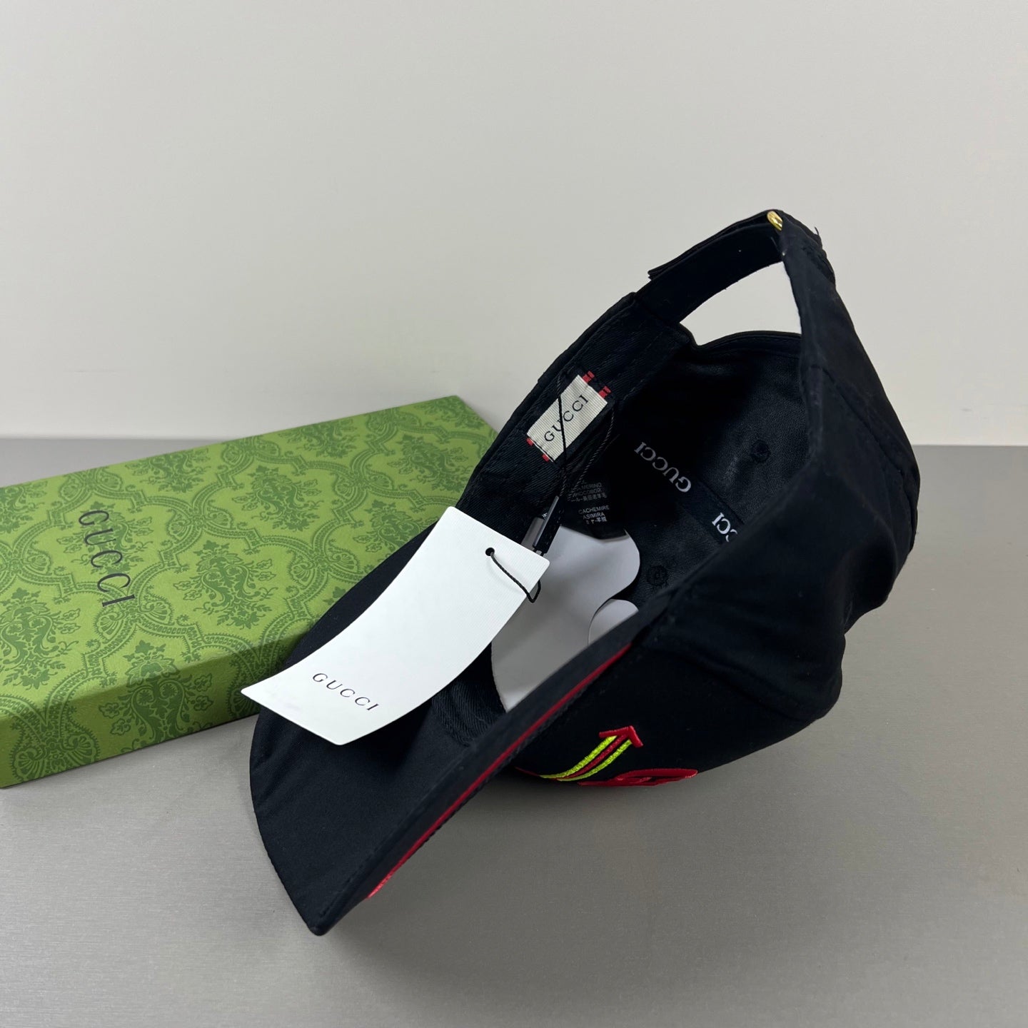 Gucci Baseball Cap Black in Cloth 194175
