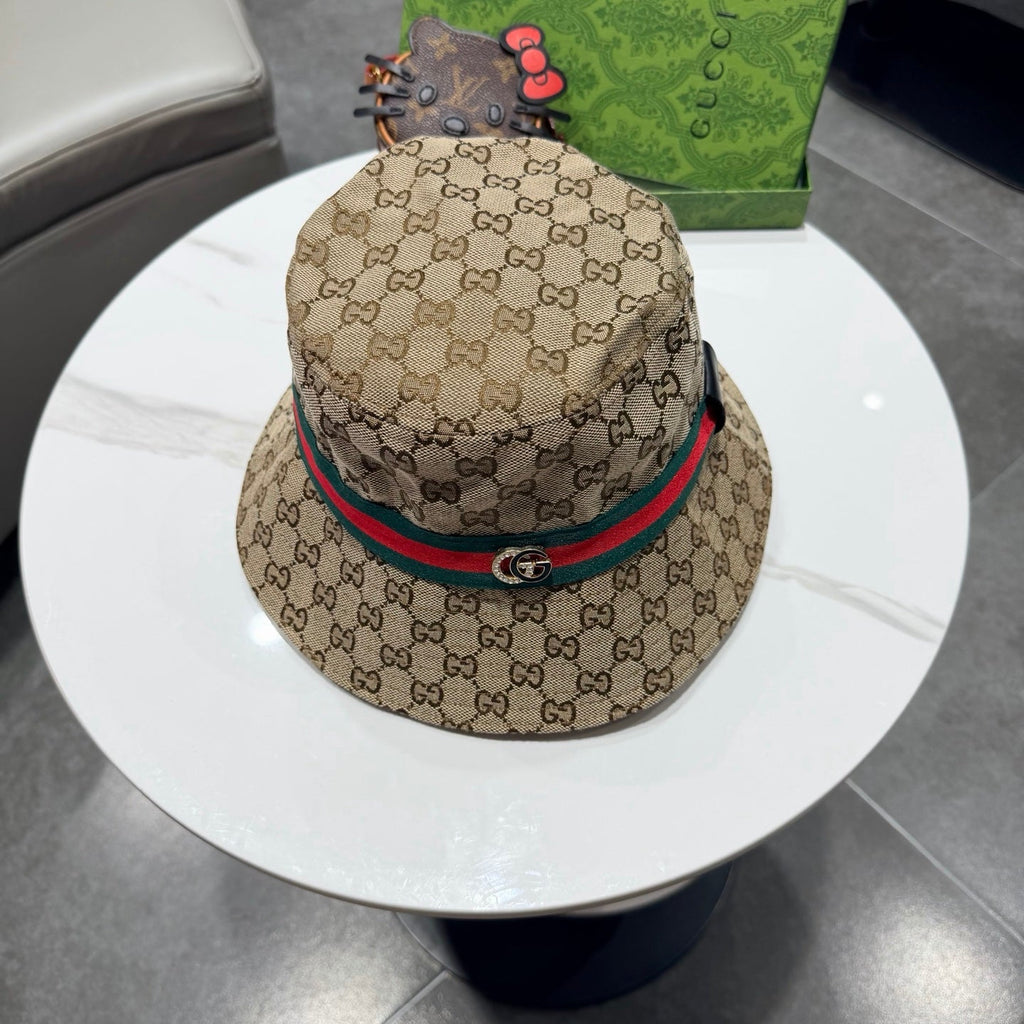 Gucci Bucket Hat Brown in Cloth 194032