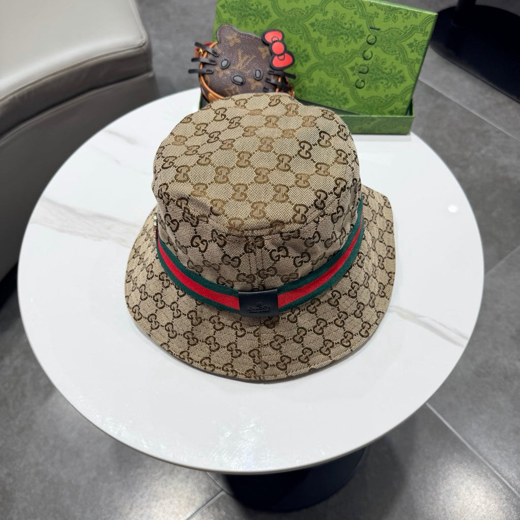 Gucci Bucket Hat Brown in Cloth 194032