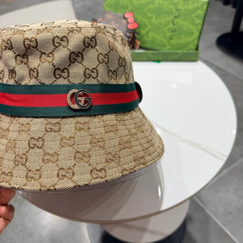 Gucci Bucket Hat Brown in Cloth 194032