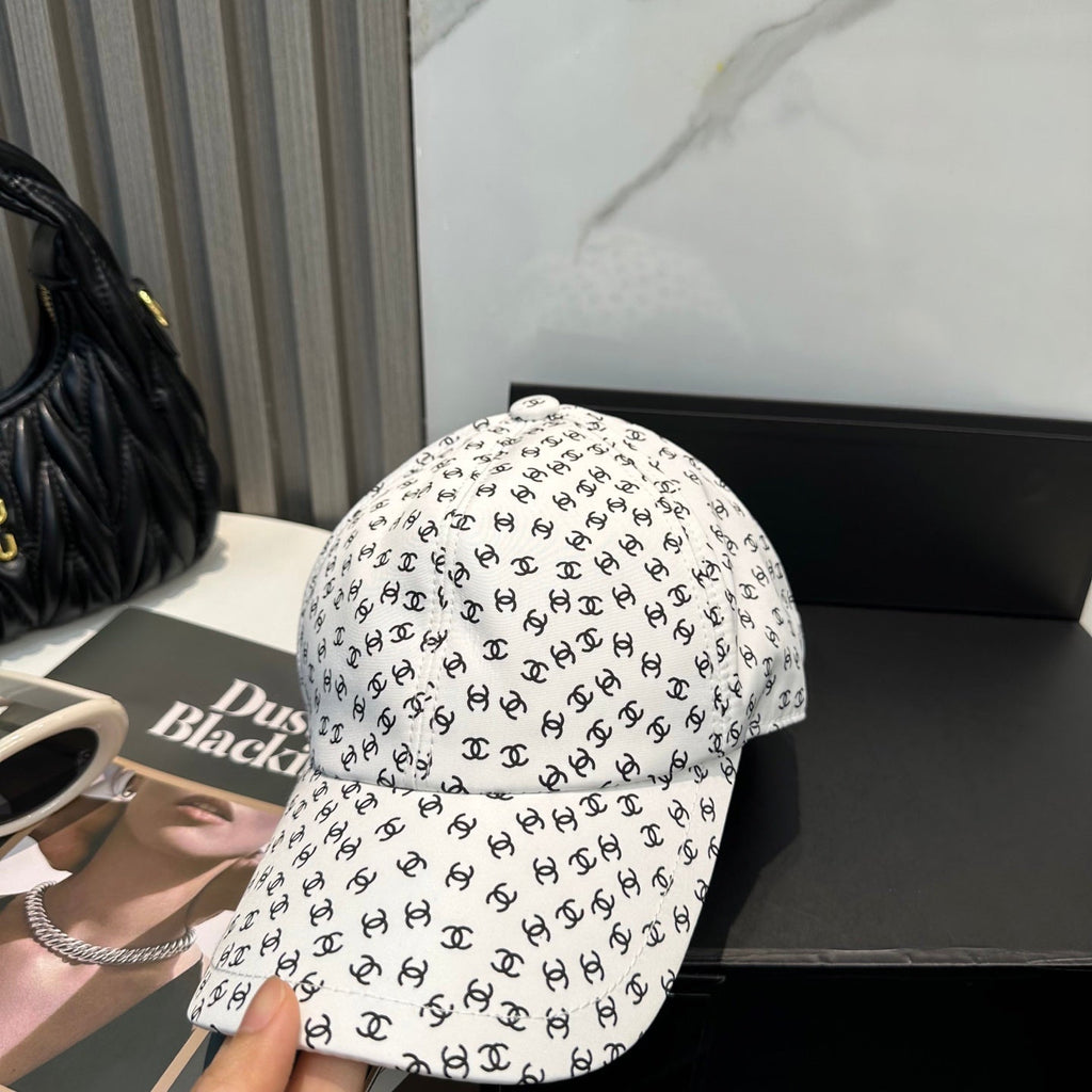 Chanel Classic Baseball Cap Style White in Cloth 192003