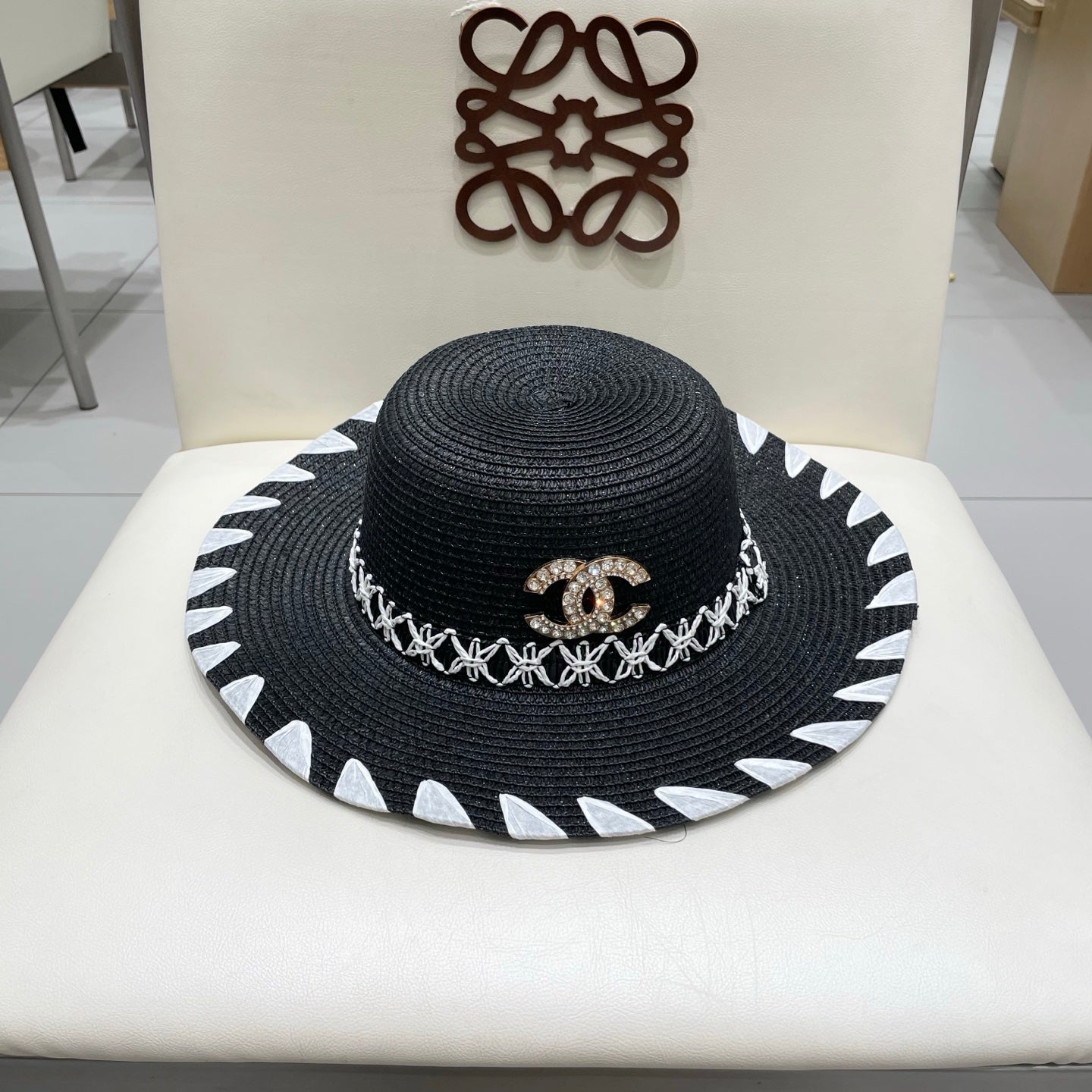 Chanel 25 Black Straw Hat 197913