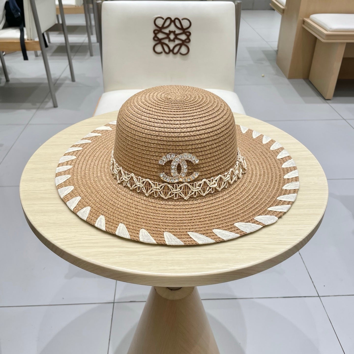 Chanel 25 Beige Straw Hat 197912