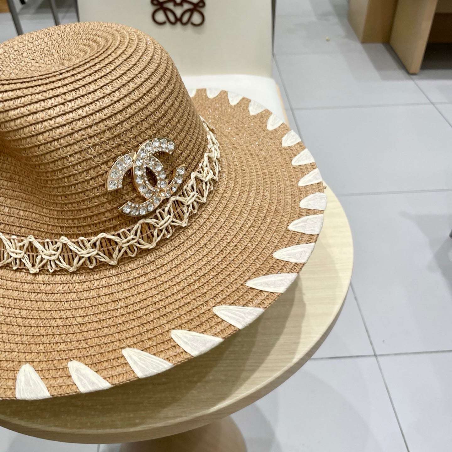 Chanel 25 Beige Straw Hat 197912