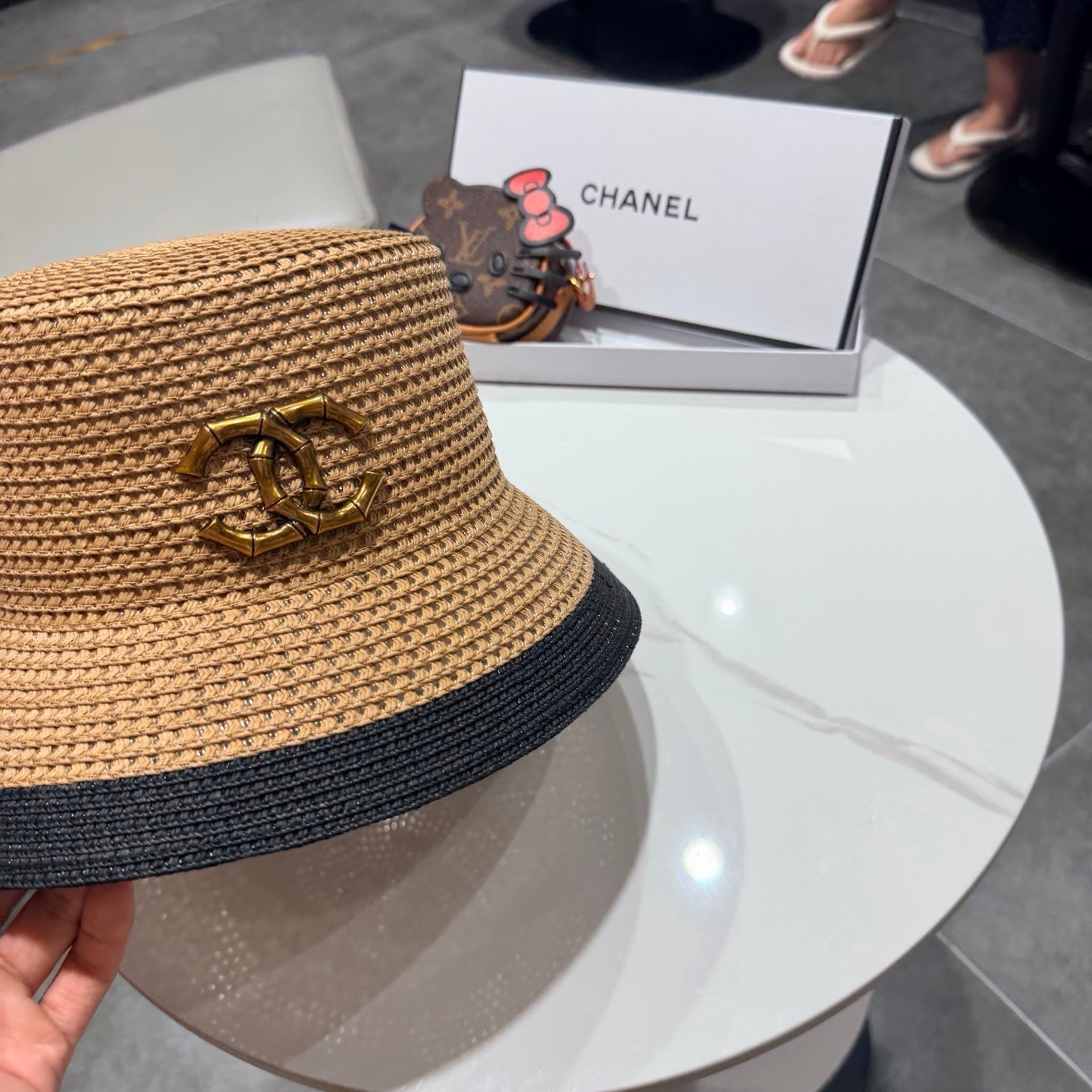 Chanel 26 Bucket Hat Camel in Straw 197774