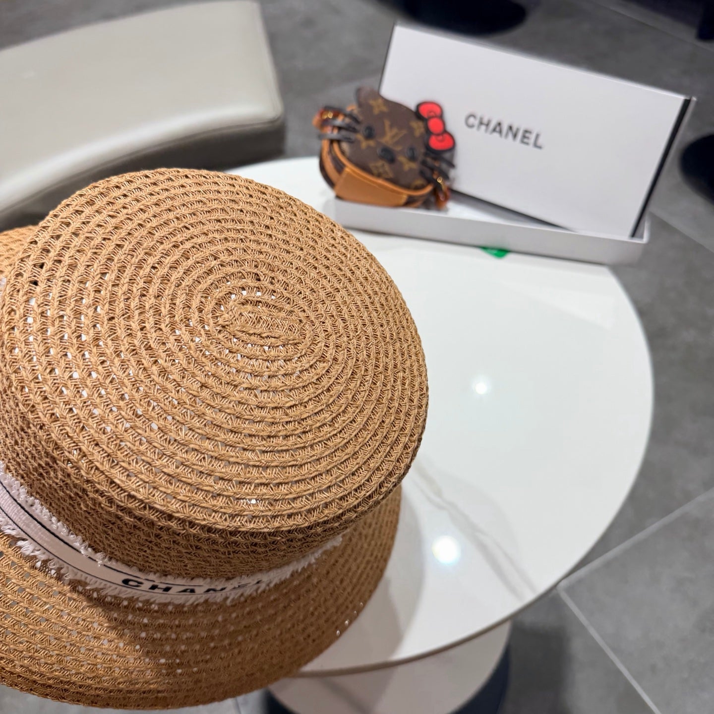 Chanel Elegant hat Camel White in Straw 197762