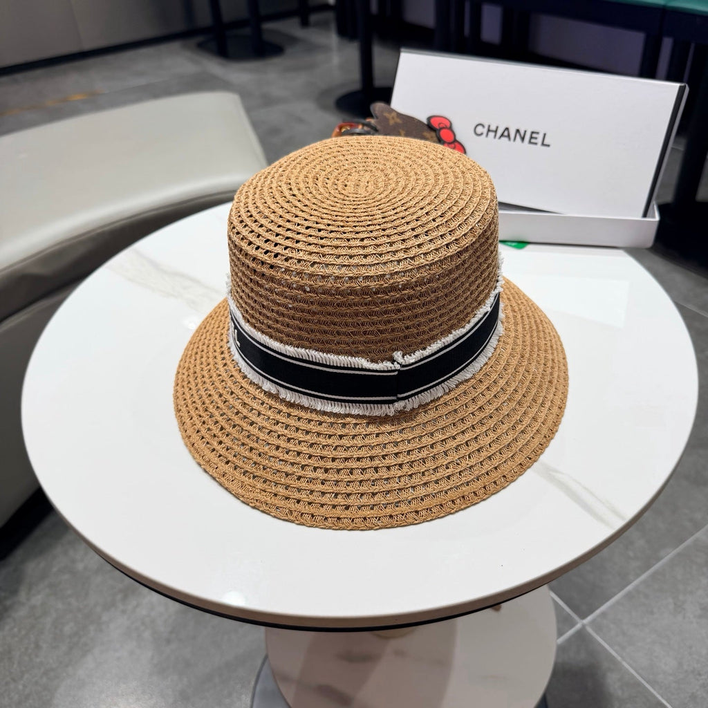 Chanel Elegant hat Camel Black in Straw 197761