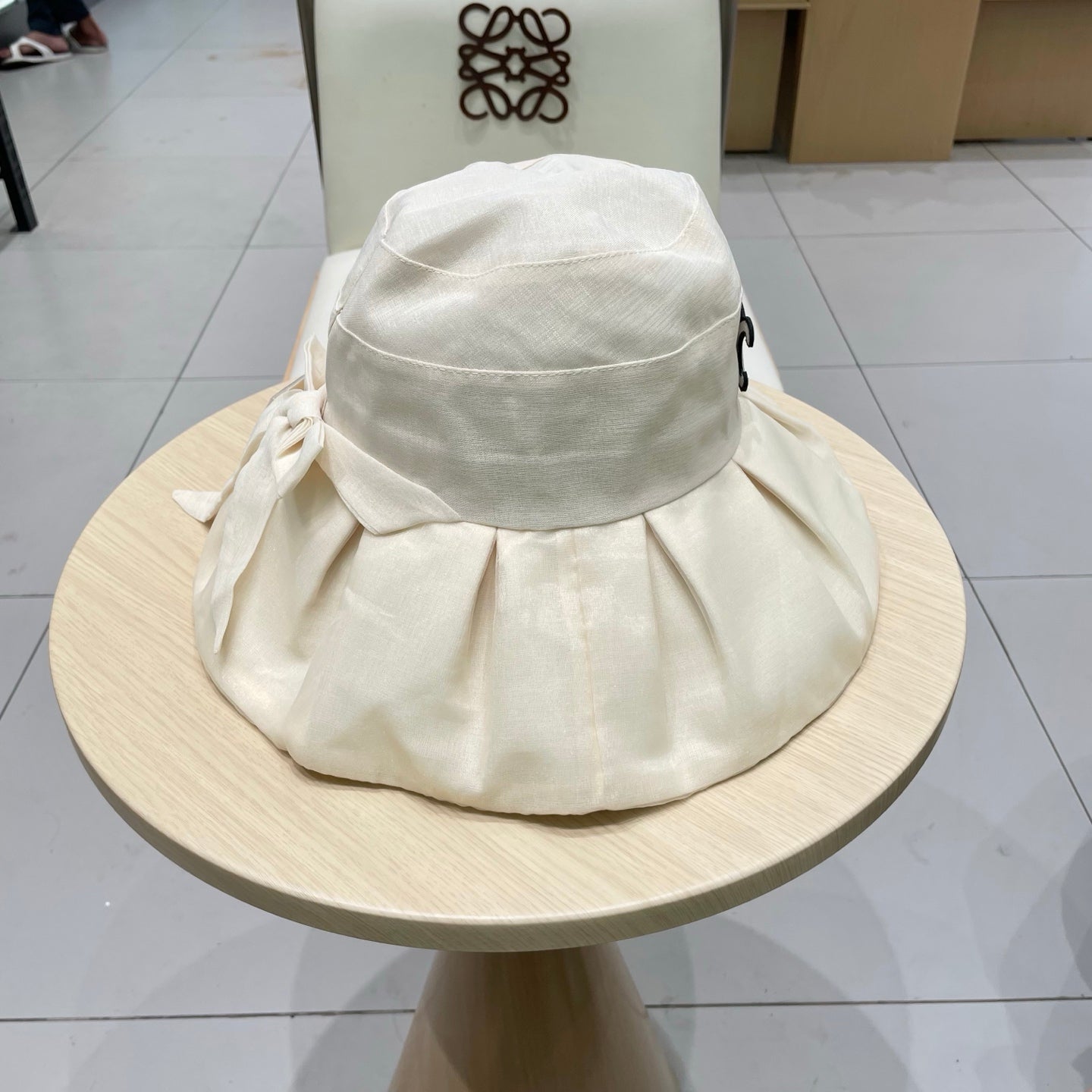 Chanel Bow-tie Bucket Hat White in Cloth 197805