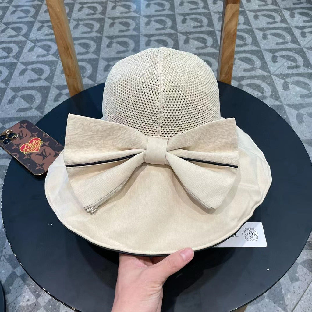 Chanel Wide-brimmed Fisherman Hat Cream in Cloth 197793