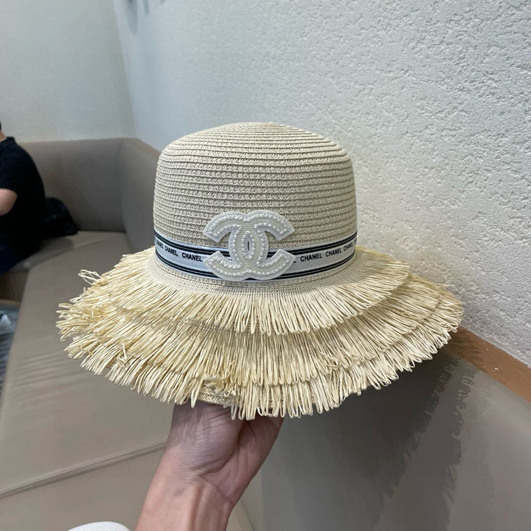 Chanel Bucket Hat Cream in Straw 205629