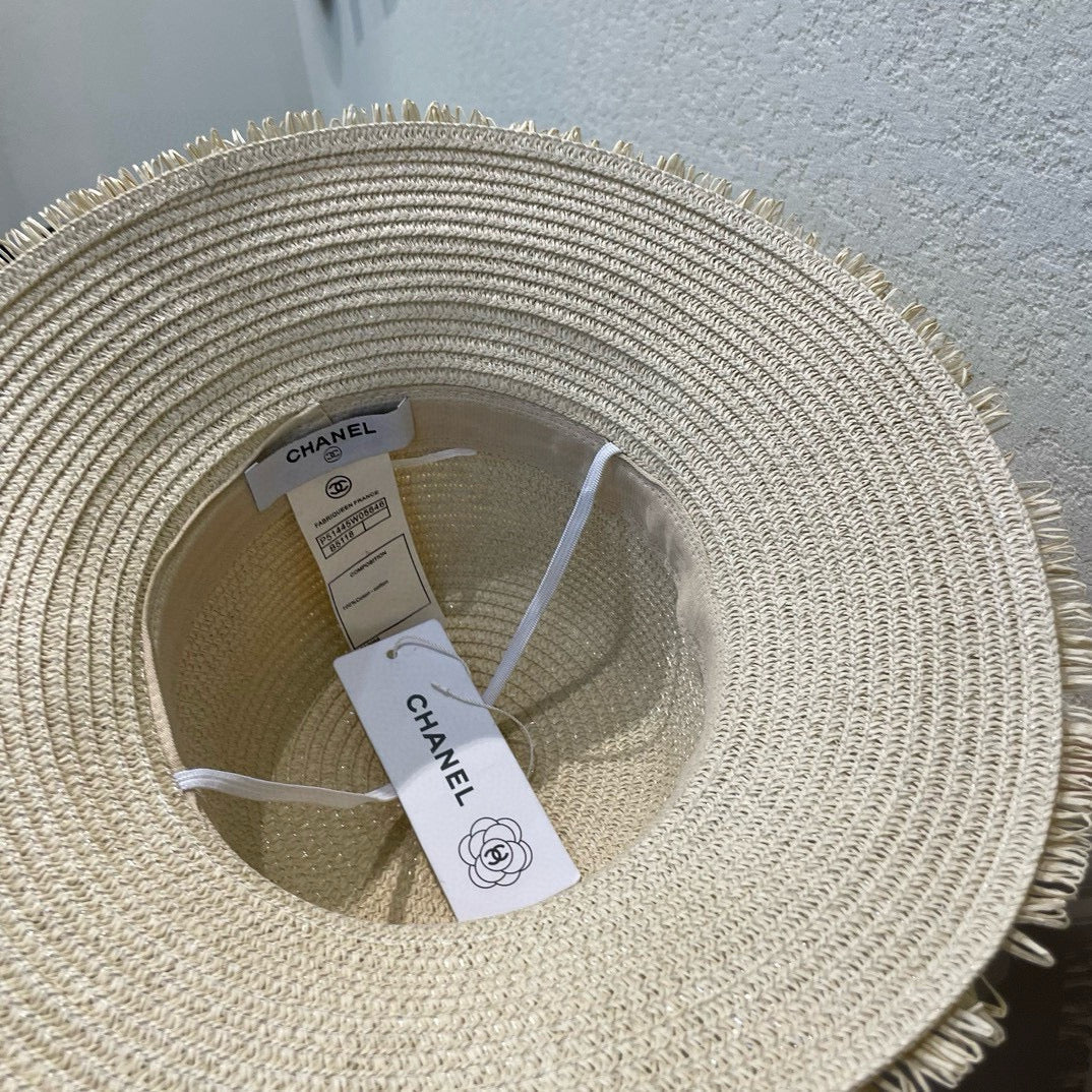 Chanel Bucket Hat Cream in Straw 205629