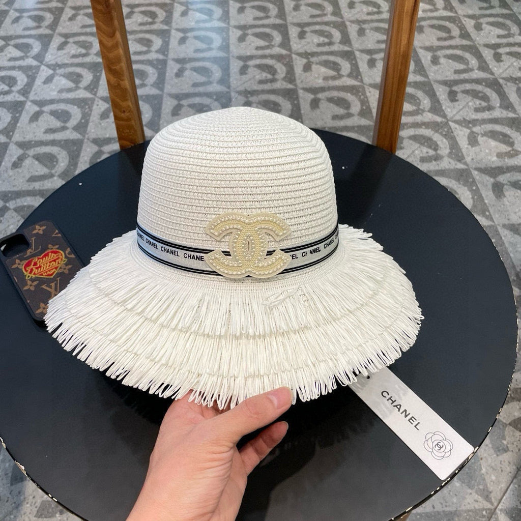 Chanel Bucket Hat White in Straw 205628