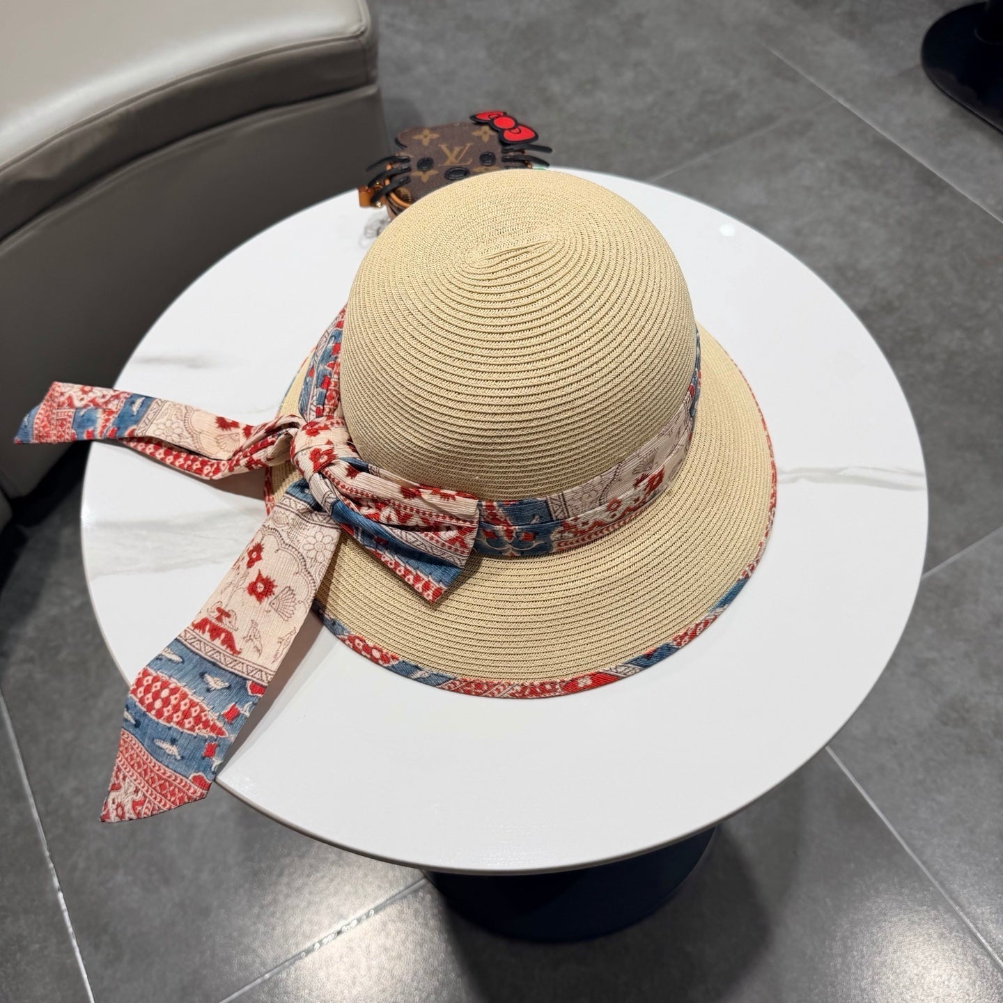 Chanel Hat with Ribbon bow Beige in Straw 205600