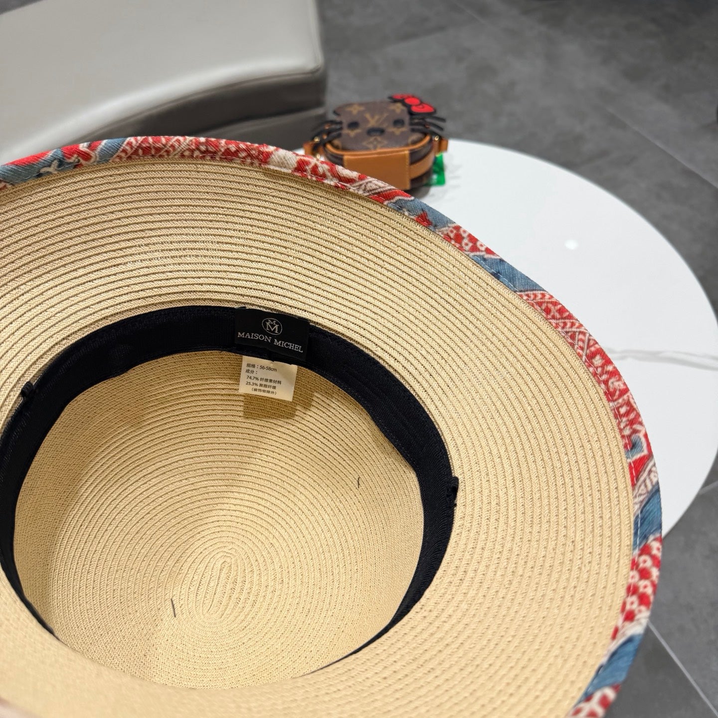 Chanel Hat with Ribbon bow Beige in Straw 205600