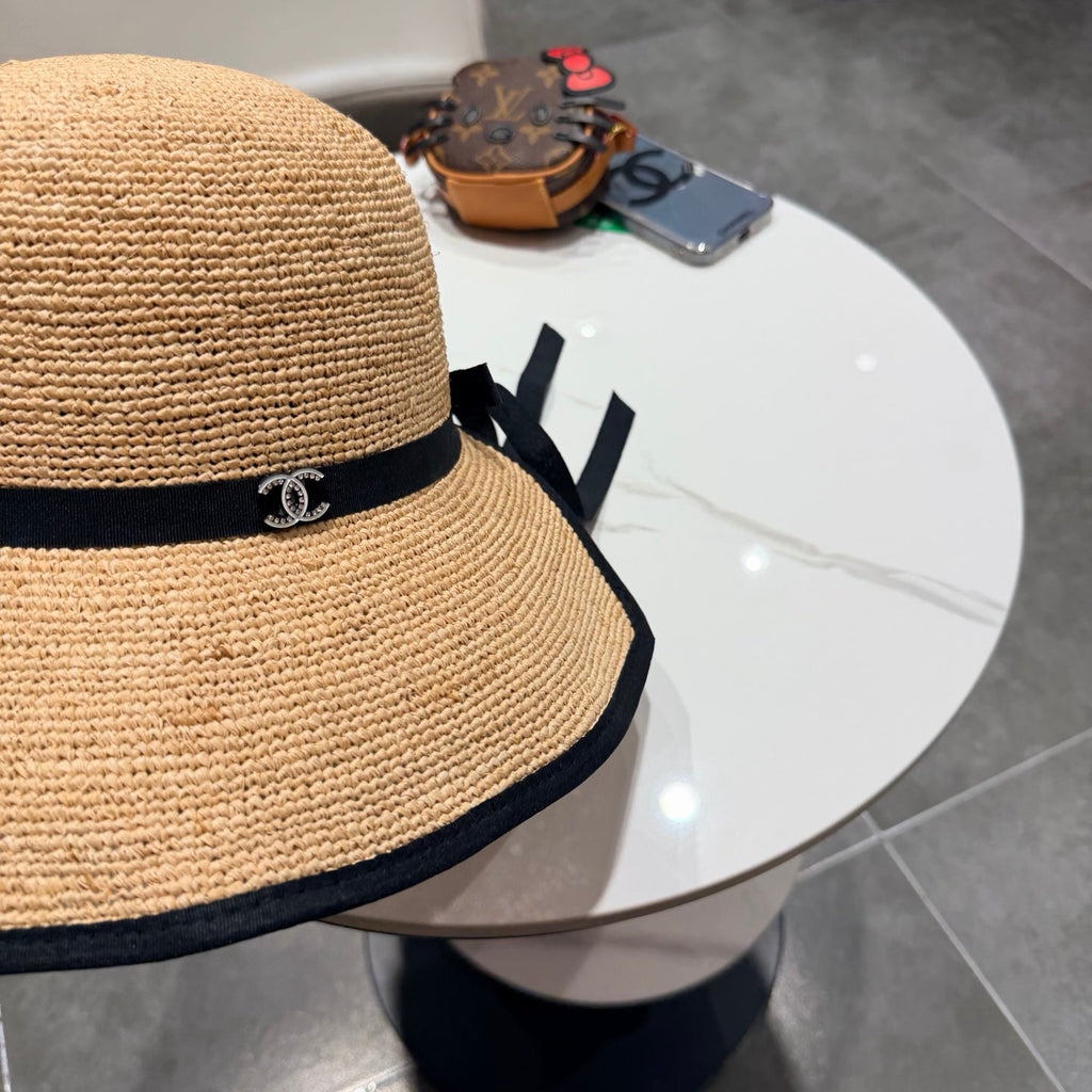 Chanel Hepburn Style Hat Beige in Raffia 205599